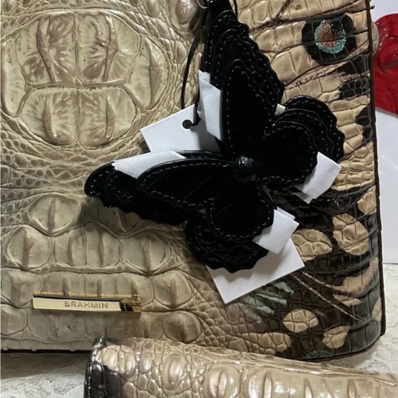 $FIRM$ - NO OFFERS. NWT 3pcs FIRM$ LACEWING CROSSBODY ADY &BUTTERFLY - Picture 4 of 11